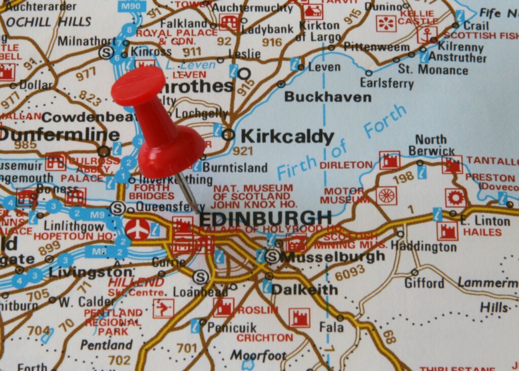 Map of Edinburgh with a pin in it