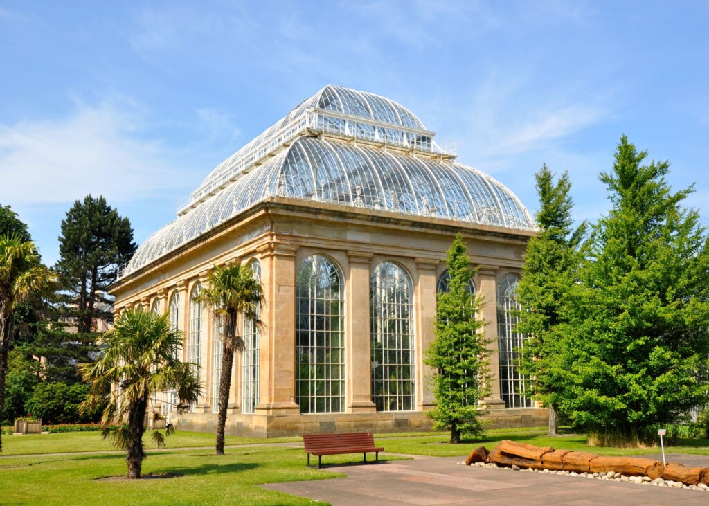 Edinburgh Botanical Garden with it's impressive glass building