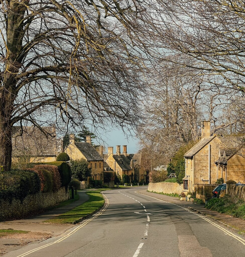 Dead end lane in Broadway as seen during the winter months