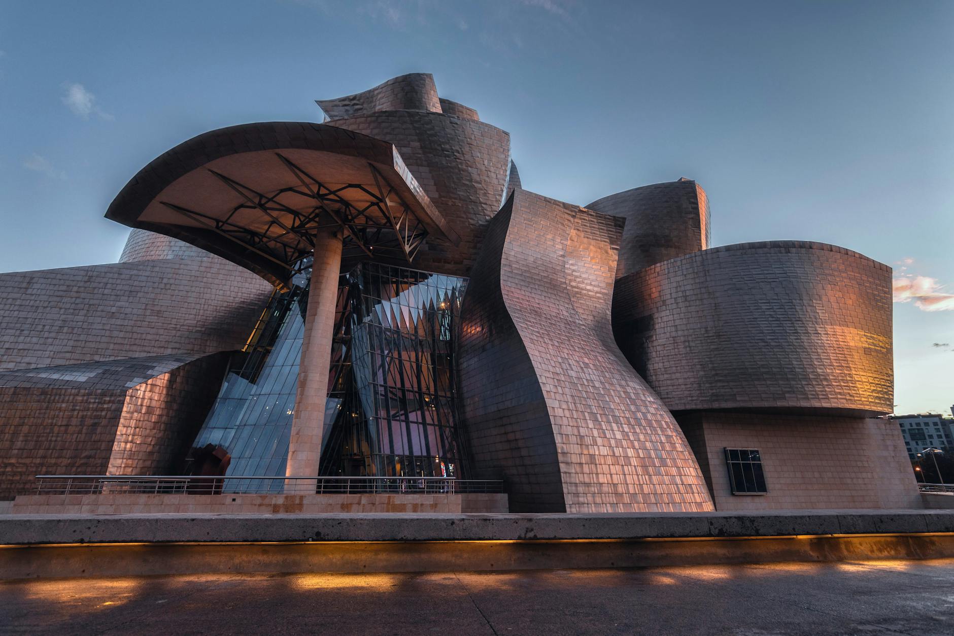 guggenheim museum bilbao